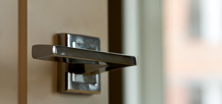 Door Lever Knob Repair in Los Altos Hills, California